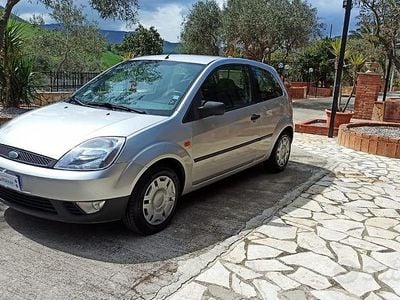 Usata Ford Fiesta 2005 Utilitaria