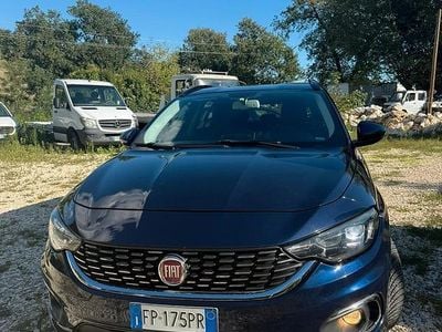Usata Fiat Tipo 120 CV (88 kW) 2018 Blu Station wagon