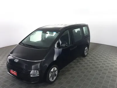 Gebraucht Hyundai Staria 177 PS (130 kW) 2023 Schwarz Van / Kleinbus