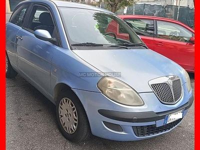 Usata Lancia Ypsilon 70 CV (51 kW) 2005 Nero Utilitaria