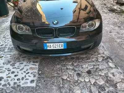 Usata BMW 120 177 CV (130 kW) 2008 Nero Utilitaria