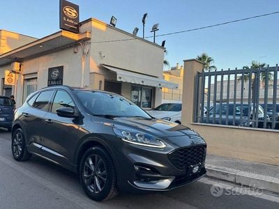 Usata Ford Kuga ST-Line X 2022 Grigio SUV