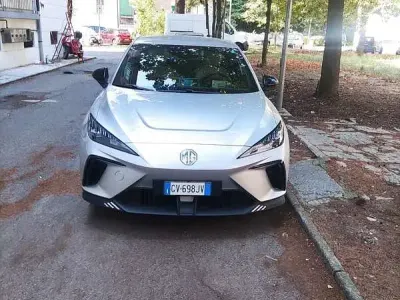 Usata MG MG4 EV 53 kW (73 CV) 2024 Utilitaria