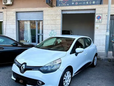 Usata Renault Clio IV 75 CV (55 kW) 2014 Bianco Berlina