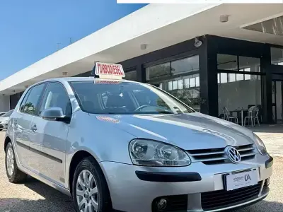 Usata VW Golf V Comfortline 105 CV (77 kW) 2007 Grigio Berlina
