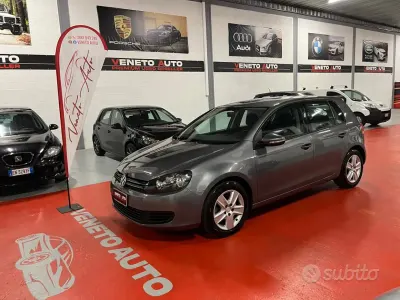 Usata VW Golf VI Trendline 102 CV (75 kW) 2009 Grigio Utilitaria