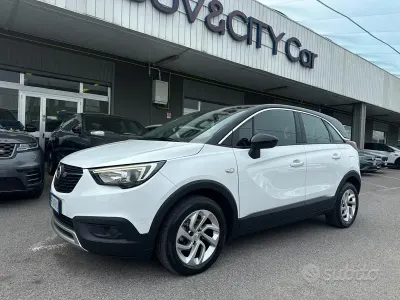 Usata Opel Crossland X 120 CV (88 kW) 2018 Bianco SUV