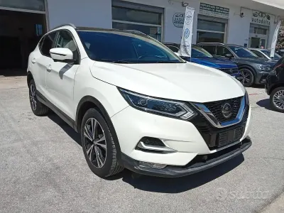 Usata Nissan Qashqai Tekna+ 116 CV (85 kW) 2019 Bianco SUV