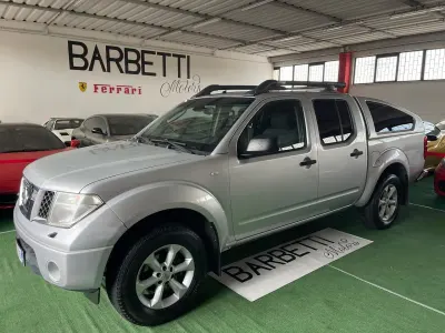 Usata Nissan Navara 171 CV (125 kW) 2006 Argento Pick-up