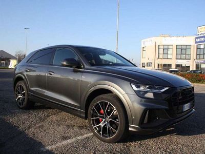 usata Audi Q8 55 TFSI quattro tiptronic Sport