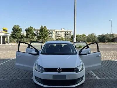 Usata VW Polo 60 CV (44 kW) 2013 Bianco Utilitaria