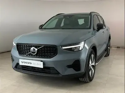 Usata Volvo XC40 Plus 211 CV (155 kW) 2022 Grigio SUV