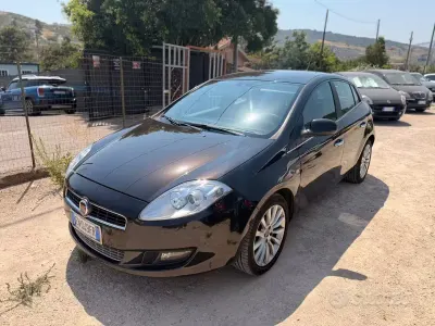 Usata Fiat Bravo Street 120 CV (88 kW) 2012 Nero Utilitaria