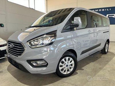 Occasion Ford Transit Custom Titanium 150 ch (110 kW) 2023 Gris Monospace