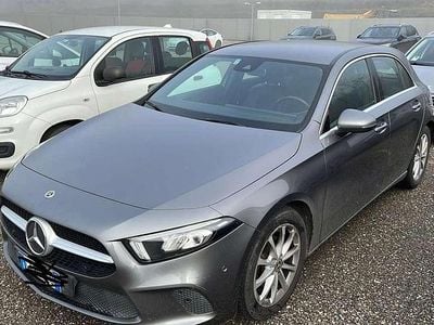 Usata Mercedes A180 Executive 116 CV (85 kW) 2019 Grigio Berlina