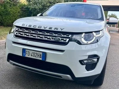 Usata Land Rover Discovery Sport HSE Luxury 179 CV (131 kW) 2016 Bianco SUV