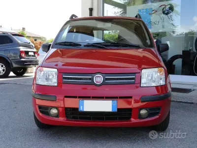 Usata Fiat Panda Dynamic 60 CV (44 kW) 2009 Rosso Utilitaria