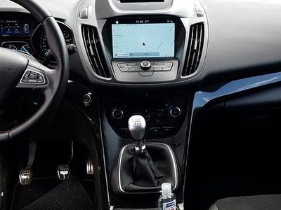 Usata Ford Kuga 120 CV (88 kW) 2018 Grigio SUV