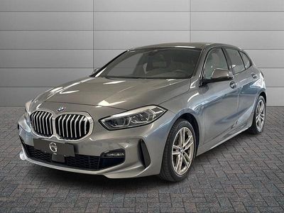 Usata BMW 118 M Sport 150 CV (110 kW) 2023 Grigio cometa metall Utilitaria