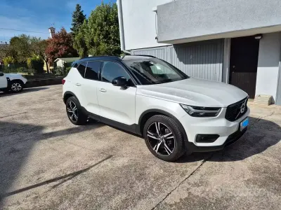 Usata Volvo XC40 R-Design 150 CV (110 kW) 2018 Bianco SUV