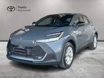 Nuova Toyota C-HR Active 2026 Grigio SUV