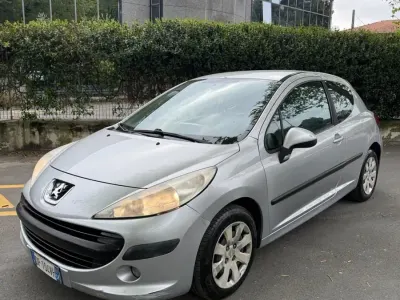 Brugt Peugeot 207 68 HK (50 kW) 2008 Sølv Sedan