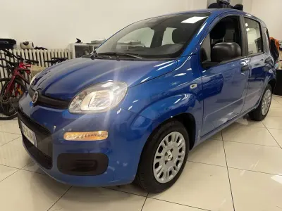Usata Fiat Panda 69 CV (50 kW) 2024 Blu italia Utilitaria