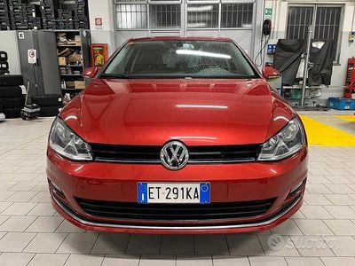 Usata VW Golf VII 105 CV (77 kW) 2014 Rosso