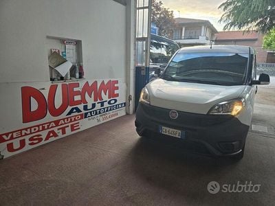 Usata Fiat Doblò 105 CV (77 kW) 2020 Bianco Monovolume