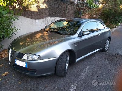 Grigio Usata 2004 Alfa Romeo GT Coupé | 6000 € (Molto cara)