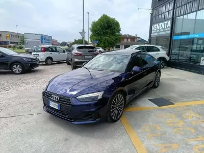 Usata Audi A5 Sportback Advanced Plus 204 CV (150 kW) 2023 Blu/azzurro Utilitaria