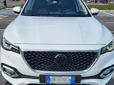 Usata MG HS Luxury 162 CV (119 kW) 2023 Bianco SUV
