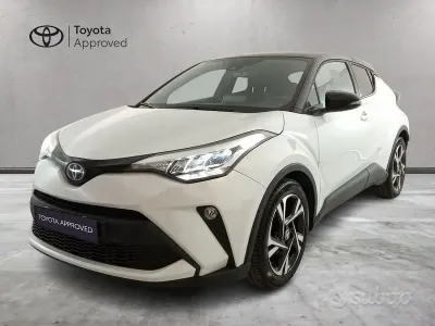 Usata Toyota C-HR Trend 152 CV (111 kW) 2023 Bianco SUV