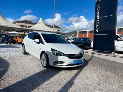 Usata Opel Astra Innovation 110 CV (80 kW) 2016 Bianco Berlina
