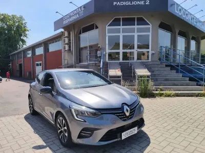 Usata Renault Clio V Intens 101 CV (74 kW) 2023 Grigio Berlina
