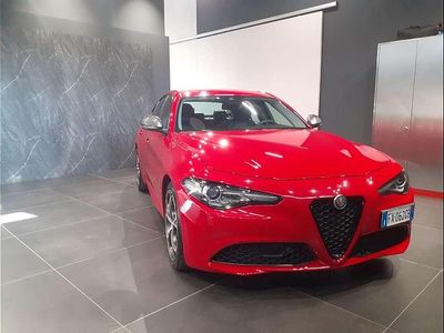 Usata Alfa Romeo Giulia Tech Edition 200 CV (147 kW) 2019 Rosso Berlina