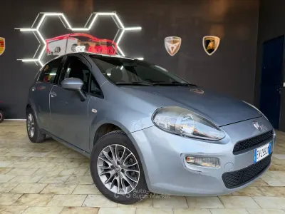 Occasion Fiat Punto Lounge 69 ch (50 kW) 2012 Gris Citadine