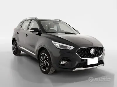 Usata MG ZS Luxury 106 CV (77 kW) 2024 Nero SUV