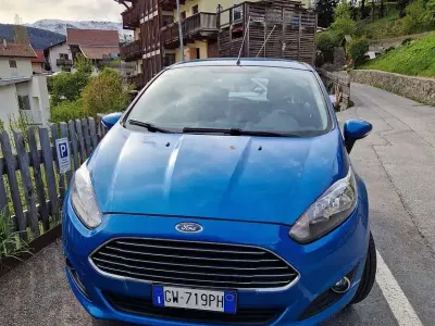 Usata Ford Fiesta SYNC Edition 65 CV (47 kW) 2015 Utilitaria