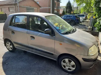 Usata Hyundai Atos Active 58 CV (42 kW) 2004 Grigio Utilitaria
