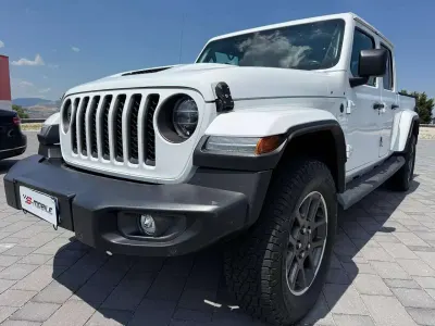 Usata Jeep Gladiator 80th Anniversary 264 CV (194 kW) 2022 Bianco Pick-up