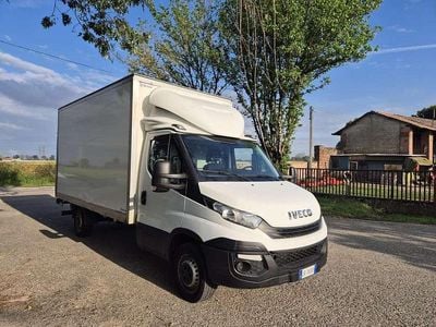 Usata Iveco Daily 145 CV (106 kW) 2019 Bianco Furgone