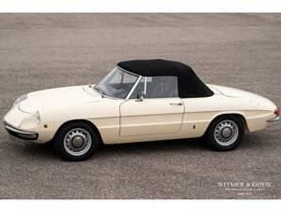 Usata Alfa Romeo GT Junior 89 CV (65 kW) 1969 Beige Cabrio