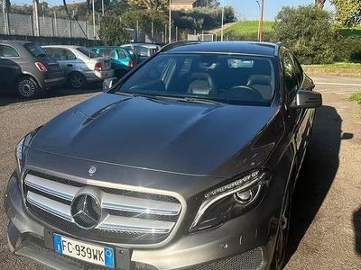 Usado Mercedes GLA200 AMG 136 CV (100 kW) 2015 SUV