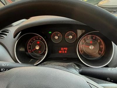Usata Fiat Punto Evo Active 65 CV (47 kW) 2009 Blu Utilitaria