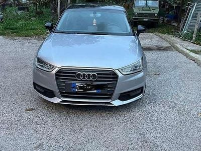 Usata Audi A1 Sportback Ambiente 90 CV (66 kW) 2015 Argento Utilitaria