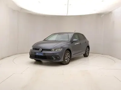 Usata VW Polo Life 95 CV (69 kW) 2026 Grigio Utilitaria
