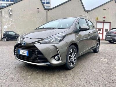 Grigio Usata 2018 Toyota Yaris Hybrid Edition Berlina | 11.900 € (Buon prezzo)