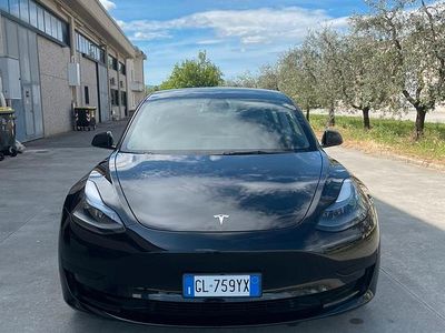 Usata Tesla Model 3 Standard Range 235 kW (320 CV) 2023 Nero Berlina