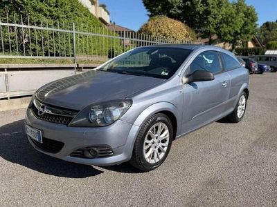 Occasion Opel Astra GTC Enjoy 90 ch (66 kW) 2009 Gris Berline